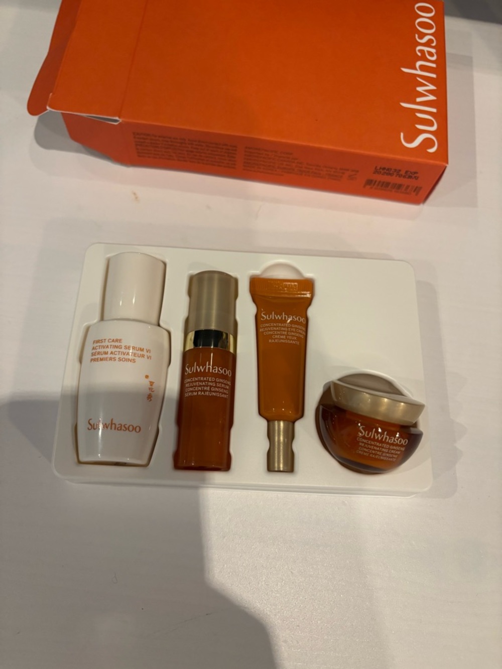 Sulwahsoo Anti Aging Skincare Kit - Picture 2 of 4